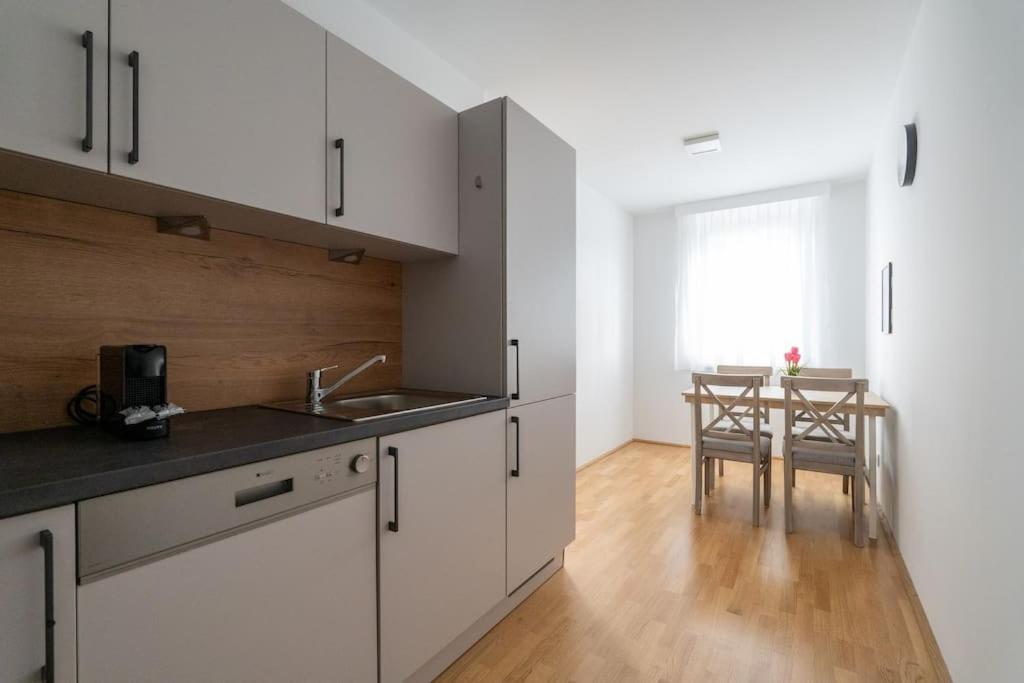 1Br Haven With Swift City Access By Hm 维也纳 外观 照片